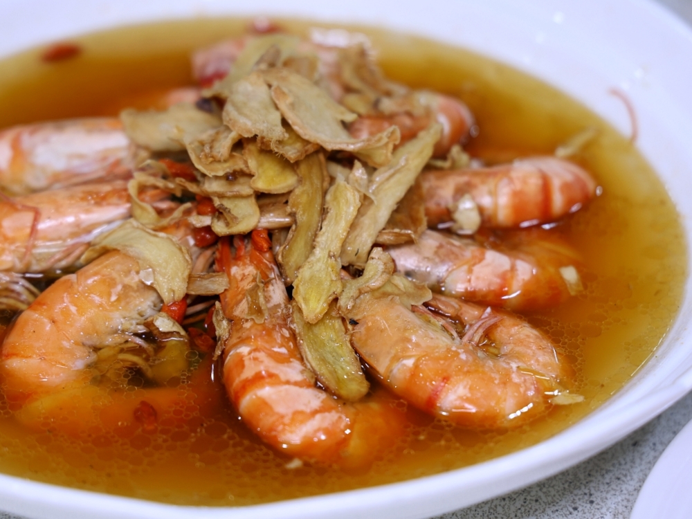 大祥海鮮燒鵝 2026 台中外帶熱年菜｜8888 元 7 道圍爐現煮年菜澎湃上桌