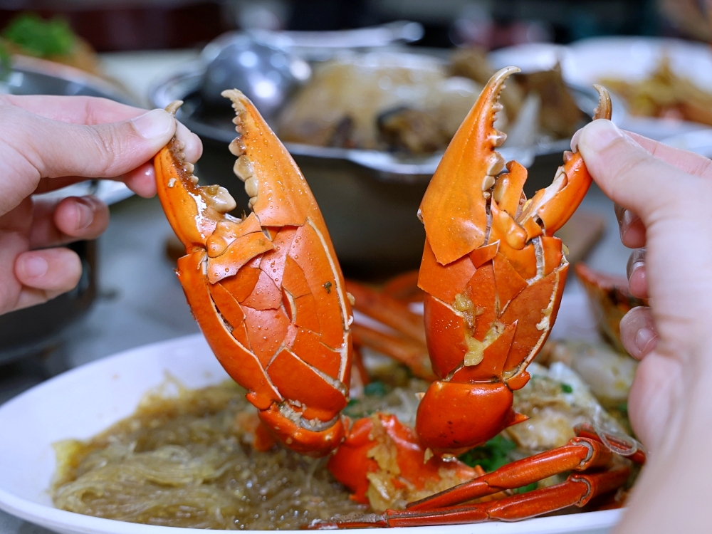 大祥海鮮燒鵝 2026 台中外帶熱年菜｜8888 元 7 道圍爐現煮年菜澎湃上桌