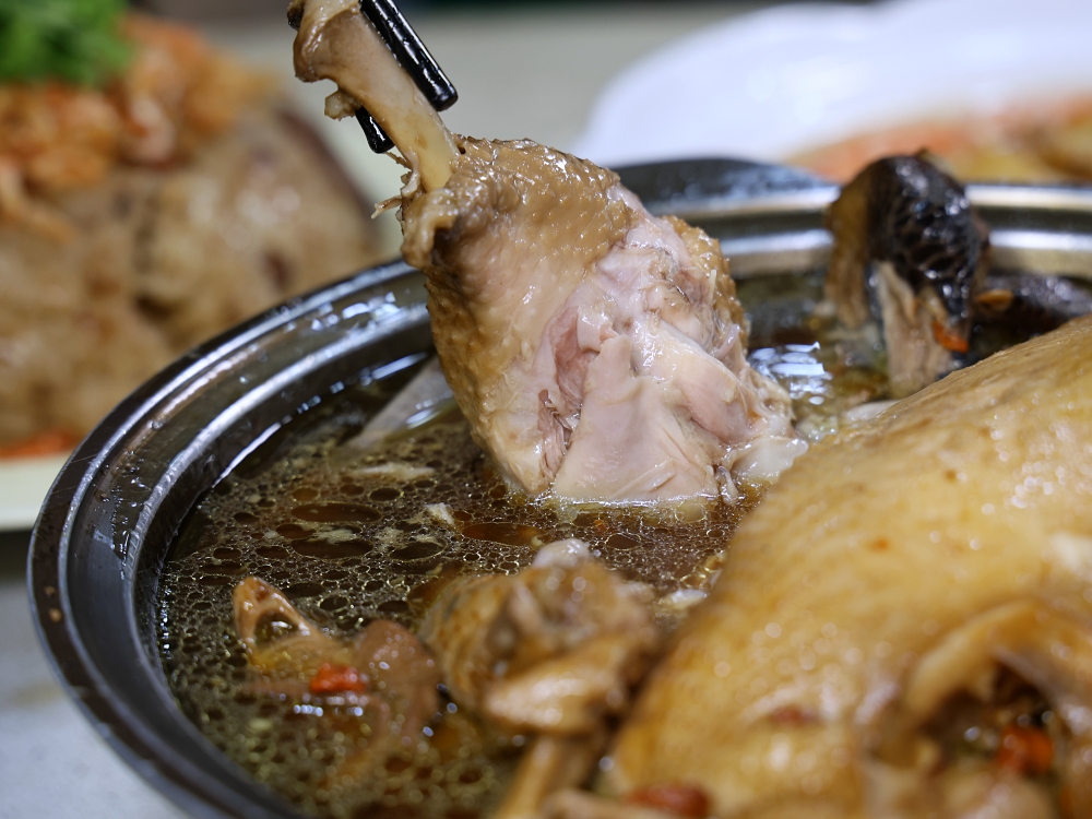 大祥海鮮燒鵝 2026 台中外帶熱年菜｜8888 元 7 道圍爐現煮年菜澎湃上桌