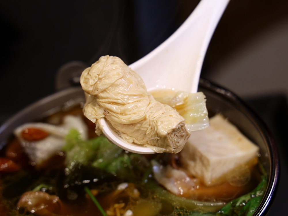 花月屋北平店 | CP值大爆表!丼飯外帶69折,每天都買一送一,還有全素餐,小資族必收錄! 花月屋北平店 | CP值大爆表!丼飯外帶69折,每天都買一送一,還有全素餐,小資族必收錄!