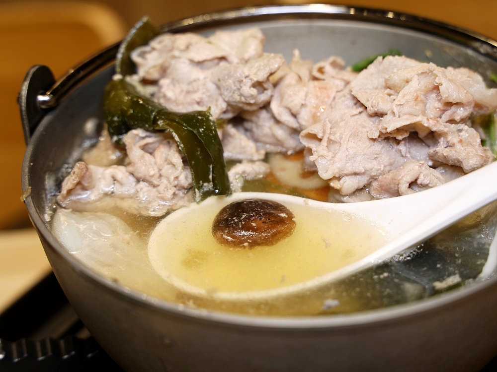 花月屋北平店 | CP值大爆表!丼飯外帶69折,每天都買一送一,還有全素餐,小資族必收錄! 花月屋北平店 | CP值大爆表!丼飯外帶69折,每天都買一送一,還有全素餐,小資族必收錄!