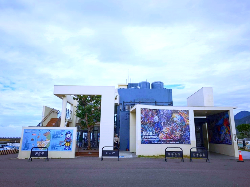 看海美術館 | 超療癒貓貓小鎮！屏東海口免門票的海邊美術館，墾丁順遊行程