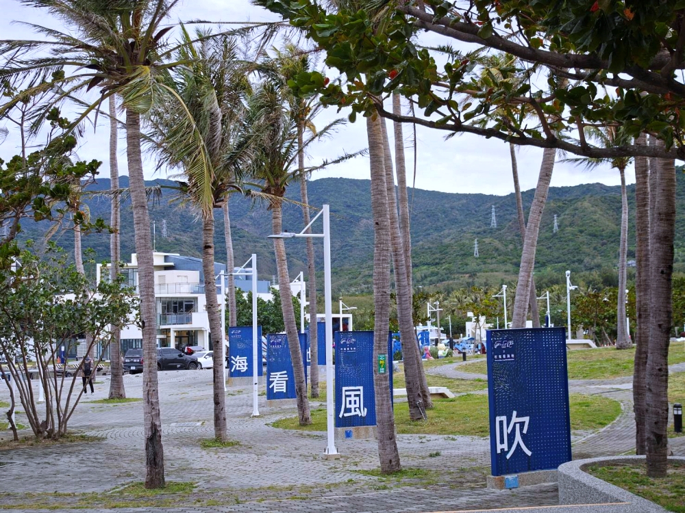 看海美術館 | 超療癒貓貓小鎮！屏東海口免門票的海邊美術館，墾丁順遊行程