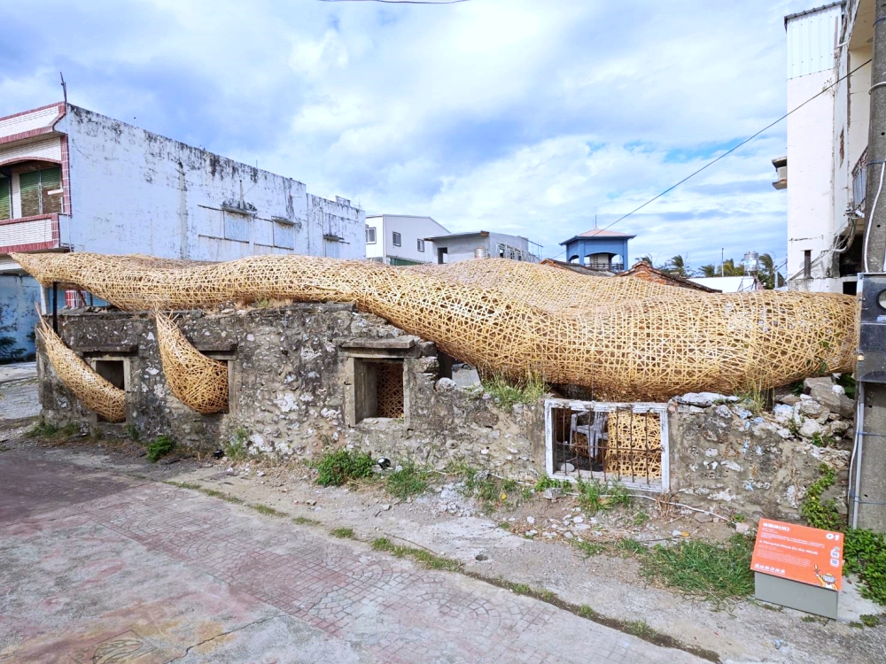 看海美術館 | 超療癒貓貓小鎮！屏東海口免門票的海邊美術館，墾丁順遊行程