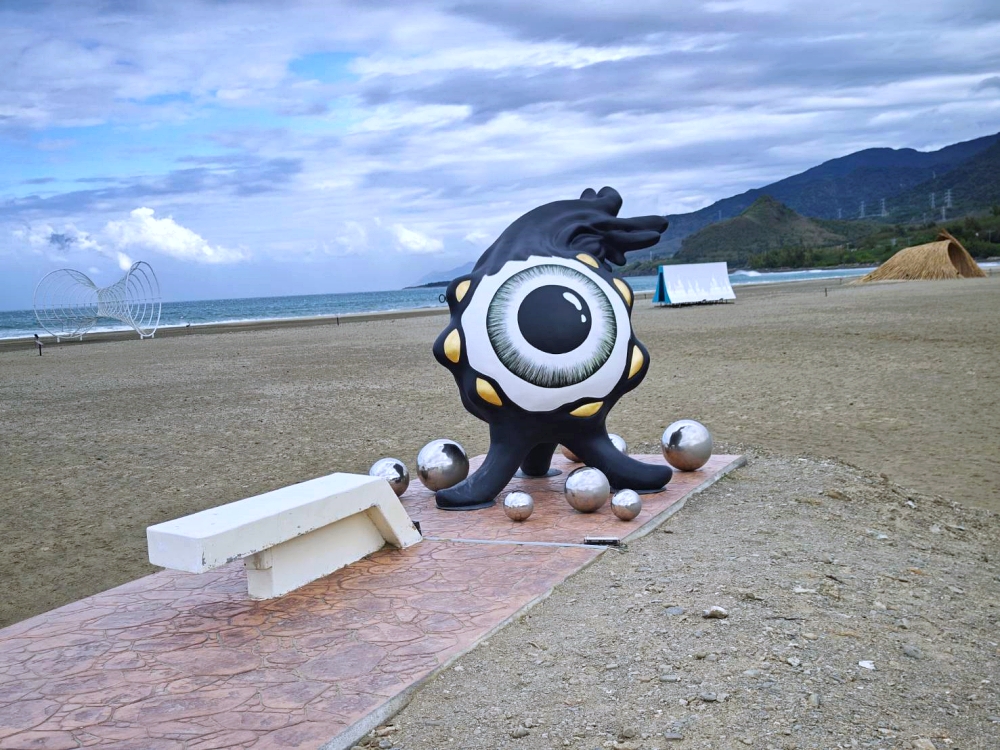 看海美術館 | 超療癒貓貓小鎮！屏東海口免門票的海邊美術館，墾丁順遊行程