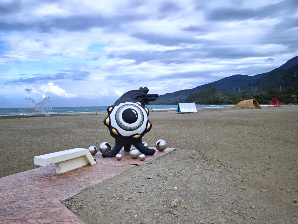 看海美術館 | 超療癒貓貓小鎮！屏東海口免門票的海邊美術館，墾丁順遊行程