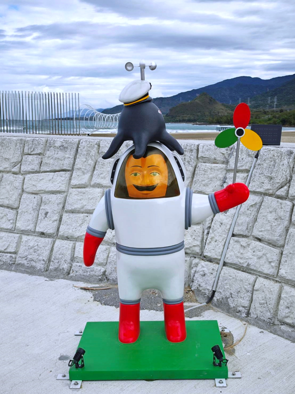 看海美術館 | 超療癒貓貓小鎮！屏東海口免門票的海邊美術館，墾丁順遊行程