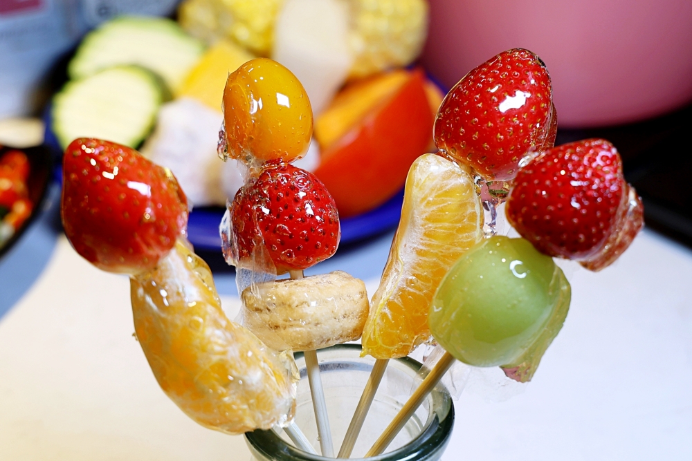 花漾轉轉鍋 | 一中街迴轉火鍋推出草莓糖葫蘆吃到飽,全台只有這裡有,草莓控快衝~ 花漾轉轉鍋 | 一中街迴轉火鍋推出草莓糖葫蘆吃到飽,全台只有這裡有,草莓控快衝~