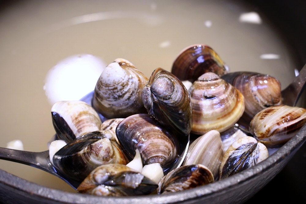 花漾轉轉鍋 | 一中街迴轉火鍋推出草莓糖葫蘆吃到飽,全台只有這裡有,草莓控快衝~ 花漾轉轉鍋 | 一中街迴轉火鍋推出草莓糖葫蘆吃到飽,全台只有這裡有,草莓控快衝~
