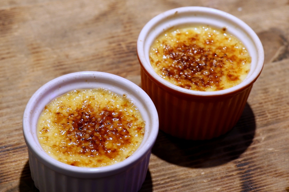 花漾轉轉鍋 | 一中街迴轉火鍋推出草莓糖葫蘆吃到飽,全台只有這裡有,草莓控快衝~ 花漾轉轉鍋 | 一中街迴轉火鍋推出草莓糖葫蘆吃到飽,全台只有這裡有,草莓控快衝~