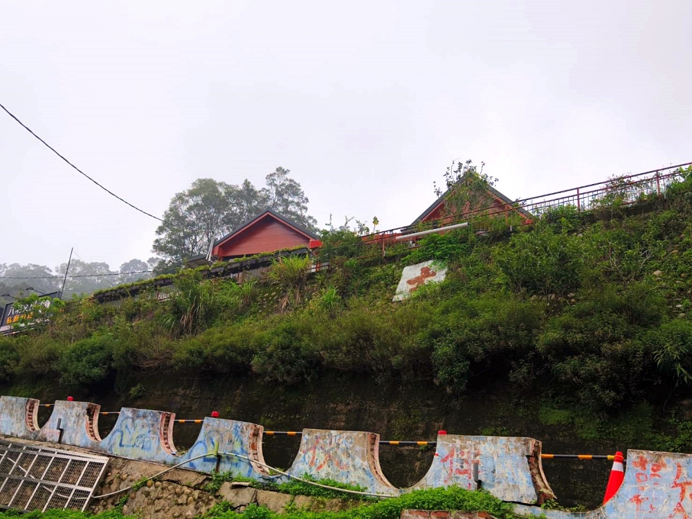 梅山太平雲梯美食推薦｜八玥文創全新套餐菜單整理，森林系景觀的台式合菜