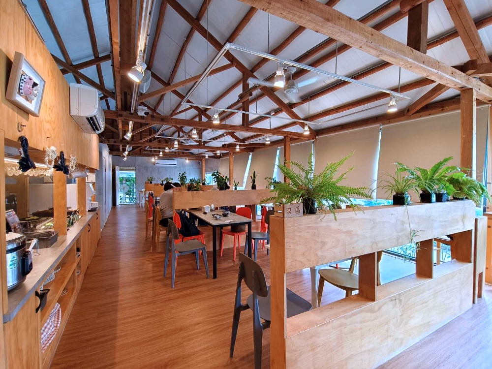 梅山太平雲梯美食推薦｜八玥文創全新套餐菜單整理，森林系景觀的台式合菜