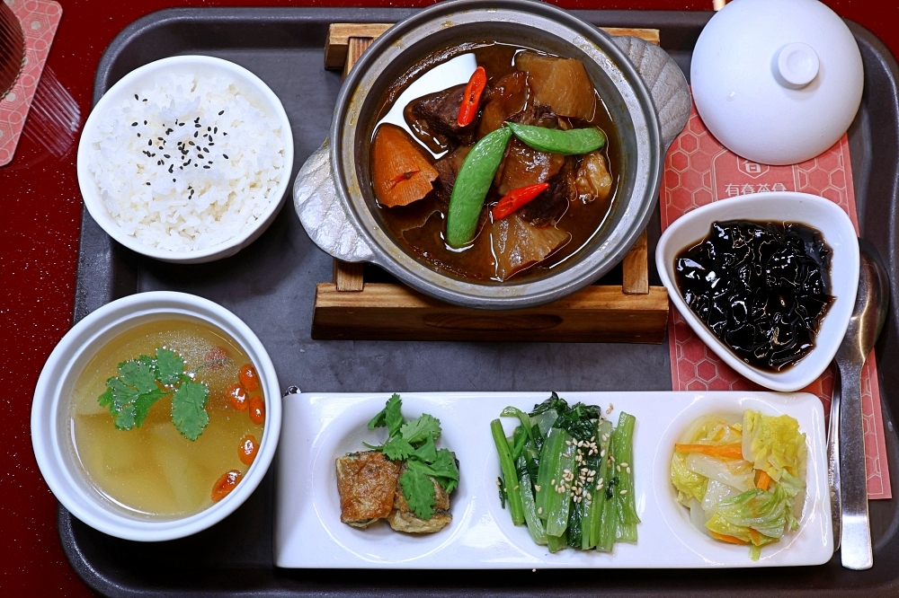 有春茶館 | 新2026新菜單出爐，火鍋、點心、飲料全攻略，台味控必吃