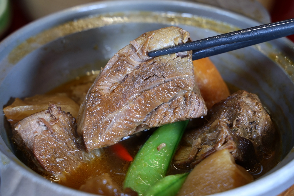 有春茶館 | 新2026新菜單出爐，火鍋、點心、飲料全攻略，台味控必吃