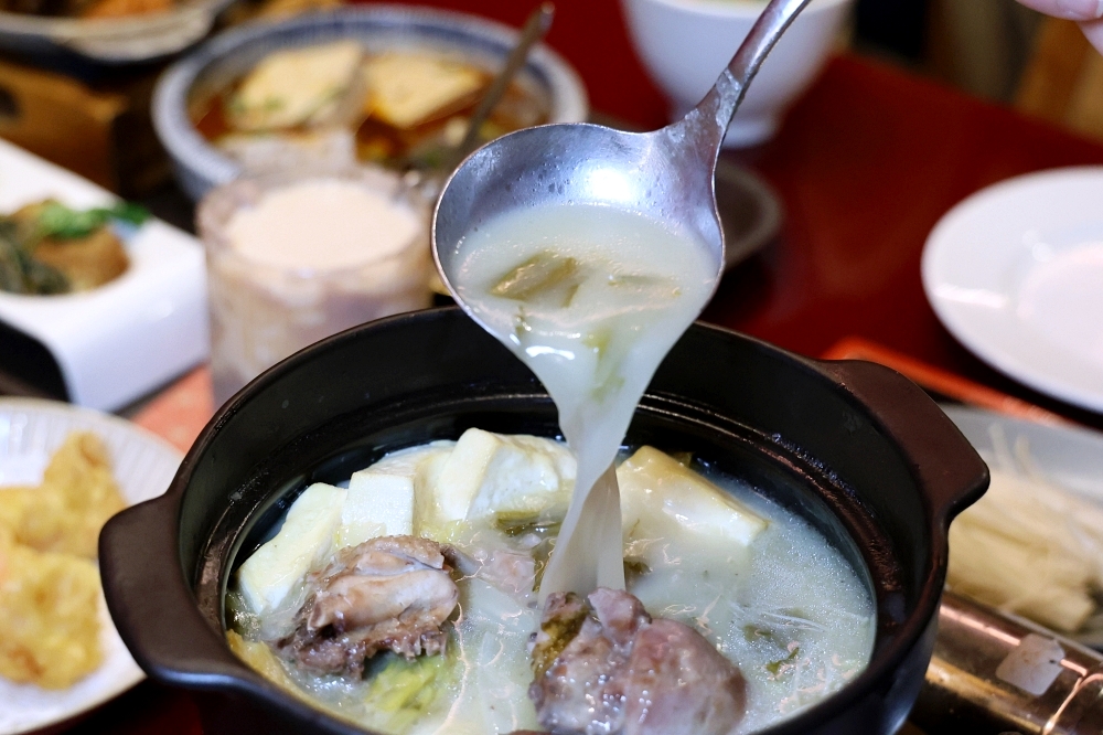 有春茶館 | 新2026新菜單出爐，火鍋、點心、飲料全攻略，台味控必吃