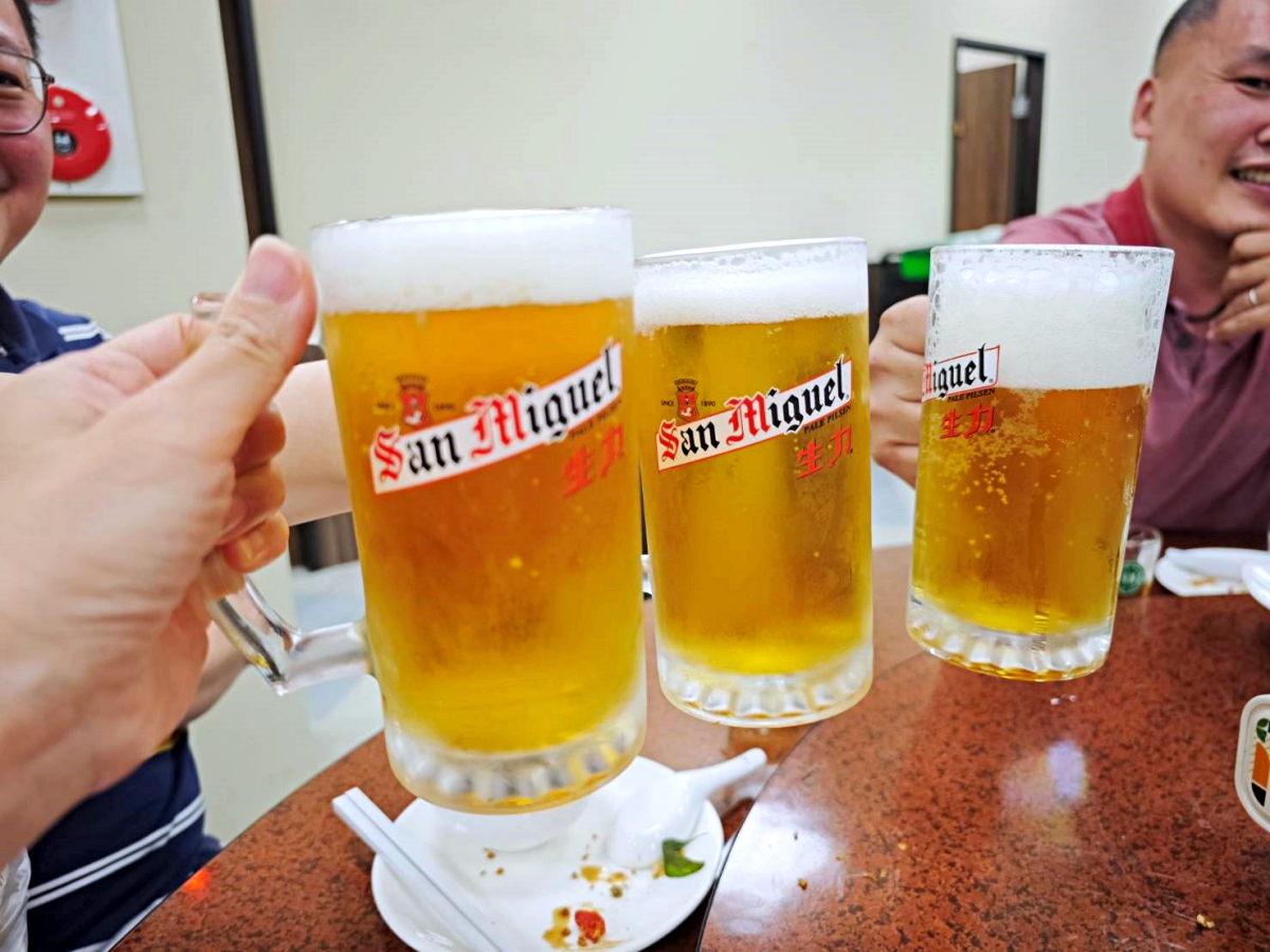 海旺角海鮮大排檔 熱炒平均300元,南屯聚餐餐廳有包廂 海旺角海鮮大排檔 熱炒平均300元,南屯聚餐餐廳有包廂