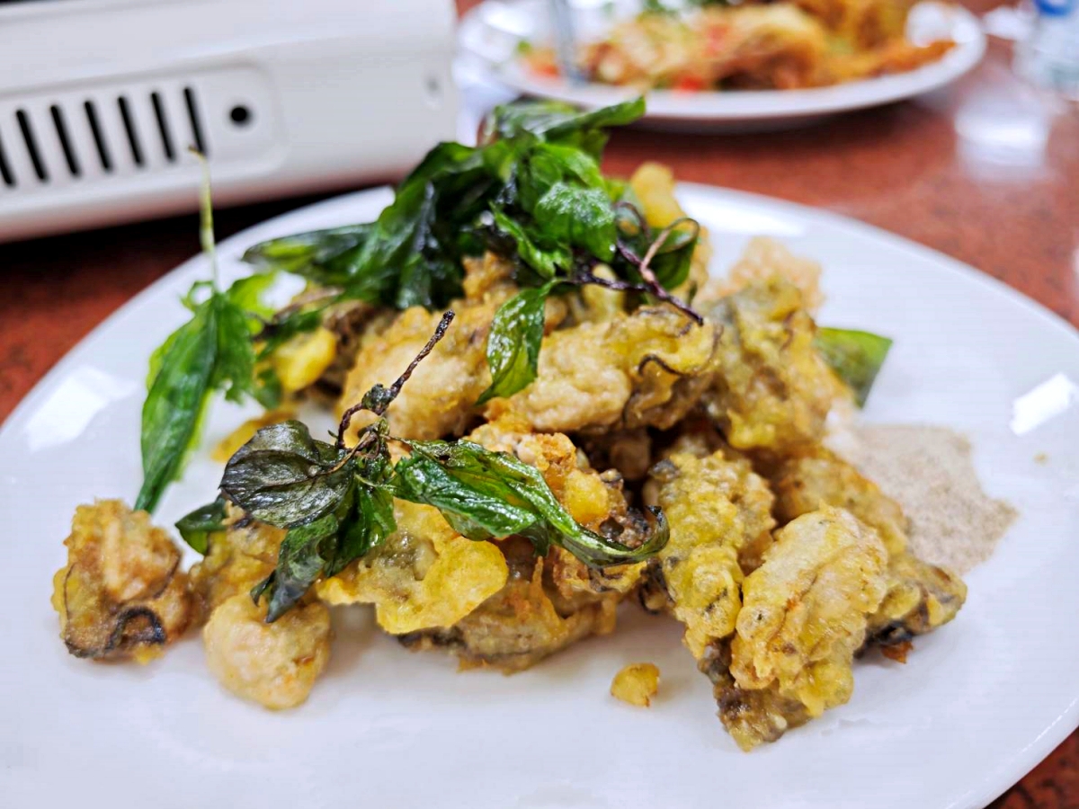 海旺角海鮮大排檔 熱炒平均300元,南屯聚餐餐廳有包廂 海旺角海鮮大排檔 熱炒平均300元,南屯聚餐餐廳有包廂