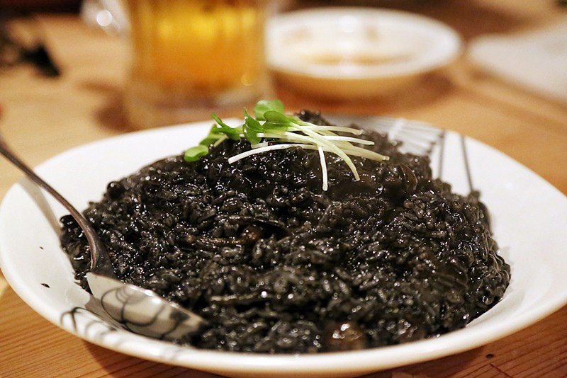 日本。石垣島 | 魚礁居酒屋 墨魚飯天殺的好吃 (有石垣牛)