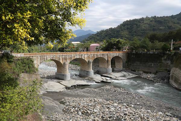 南投。國姓 | 國姓一日遊 地球村 糯米橋 百勝村 泰雅渡假村