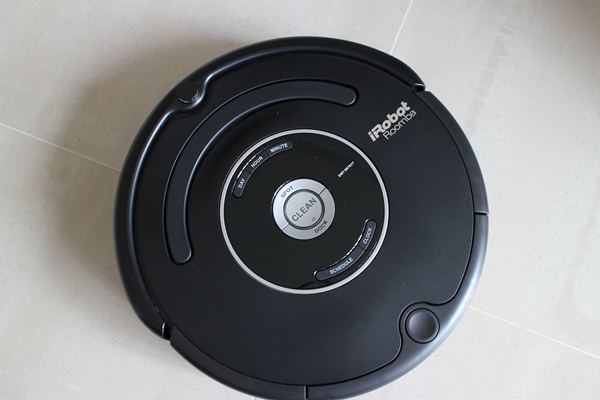 居家。掃地機器人 | iRobot570 掃地機器人使用心得